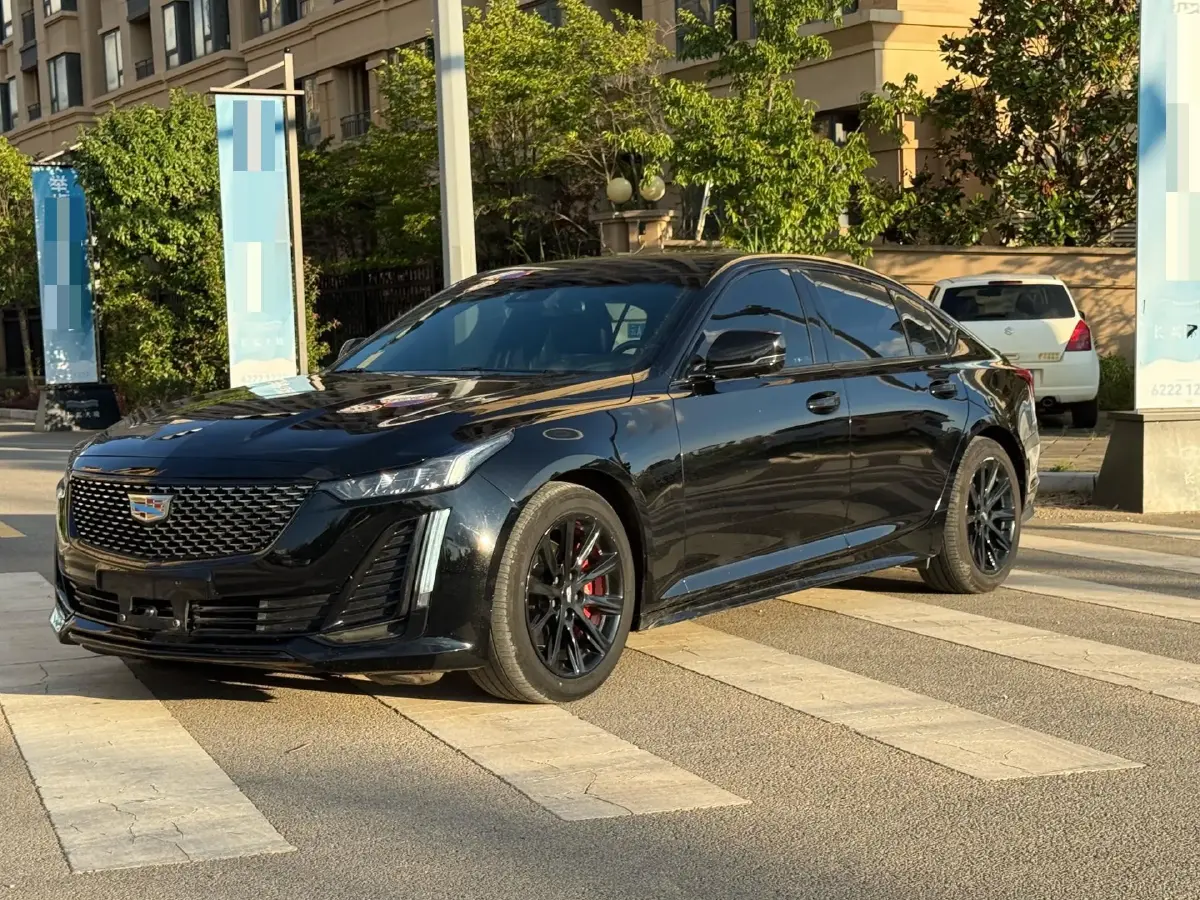 2020 Cadillac CT5 2.0T 241HP L4 10AT