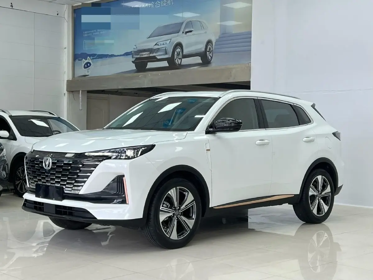 2022 ChangAn CS75 Plus 1.5T 188HP L4 8AT
