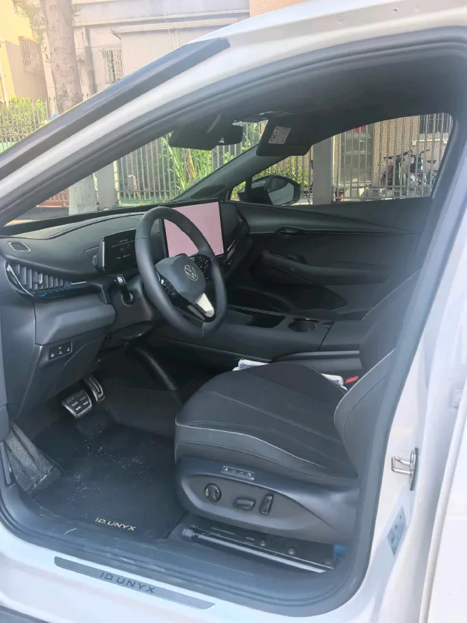 2024 Volkswagen ID.UNYX 06 BEV 82.4KWH,autocango,china used car exporter,china ev exporter,chinese used car exporter,chinese used ev exporter