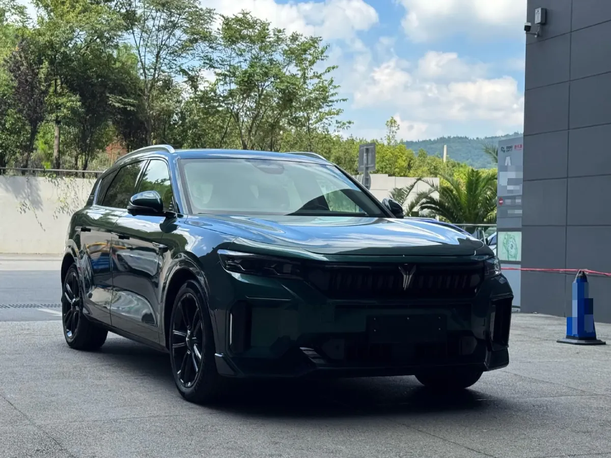 2024 Voyah FREE 1.5T 150HP L4 REEV 39.2KWH,autocango,china used car exporter,china ev exporter,chinese used car exporter,chinese used ev exporter