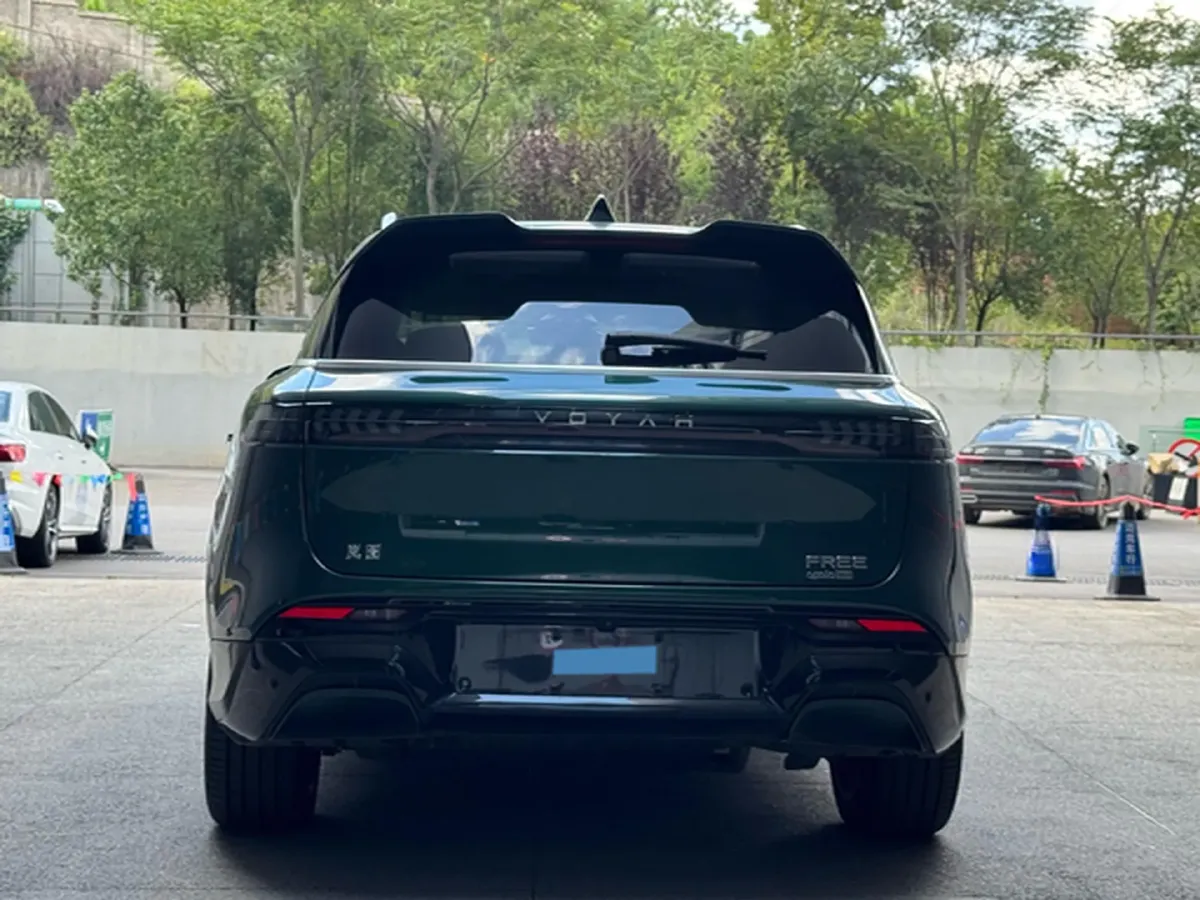 2024 Voyah FREE 1.5T 150HP L4 REEV 39.2KWH,autocango,china used car exporter,china ev exporter,chinese used car exporter,chinese used ev exporter