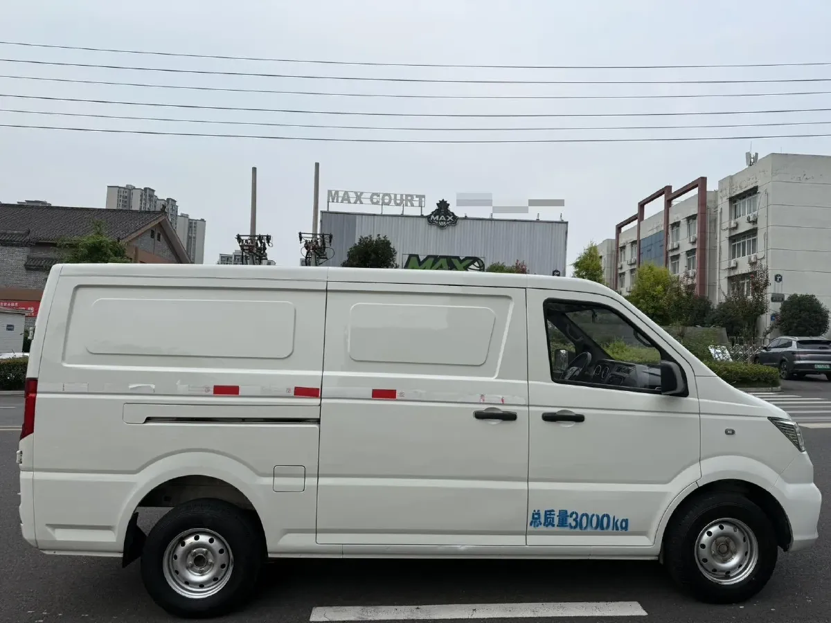 2020 DongFeng Aeolus YiXuan EV BEV 47.7KWH,autocango,china used car exporter,china ev exporter,chinese used car exporter,chinese used ev exporter