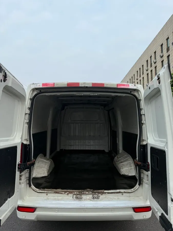 2020 DongFeng Aeolus YiXuan EV BEV 47.7KWH,autocango,china used car exporter,china ev exporter,chinese used car exporter,chinese used ev exporter