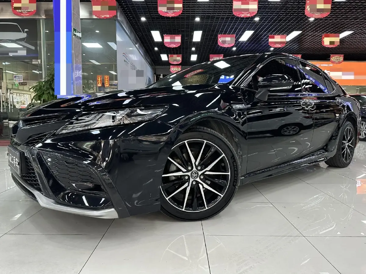 2021 Toyota Camry 2.5L 178HP L4 E-CVT Hybrid