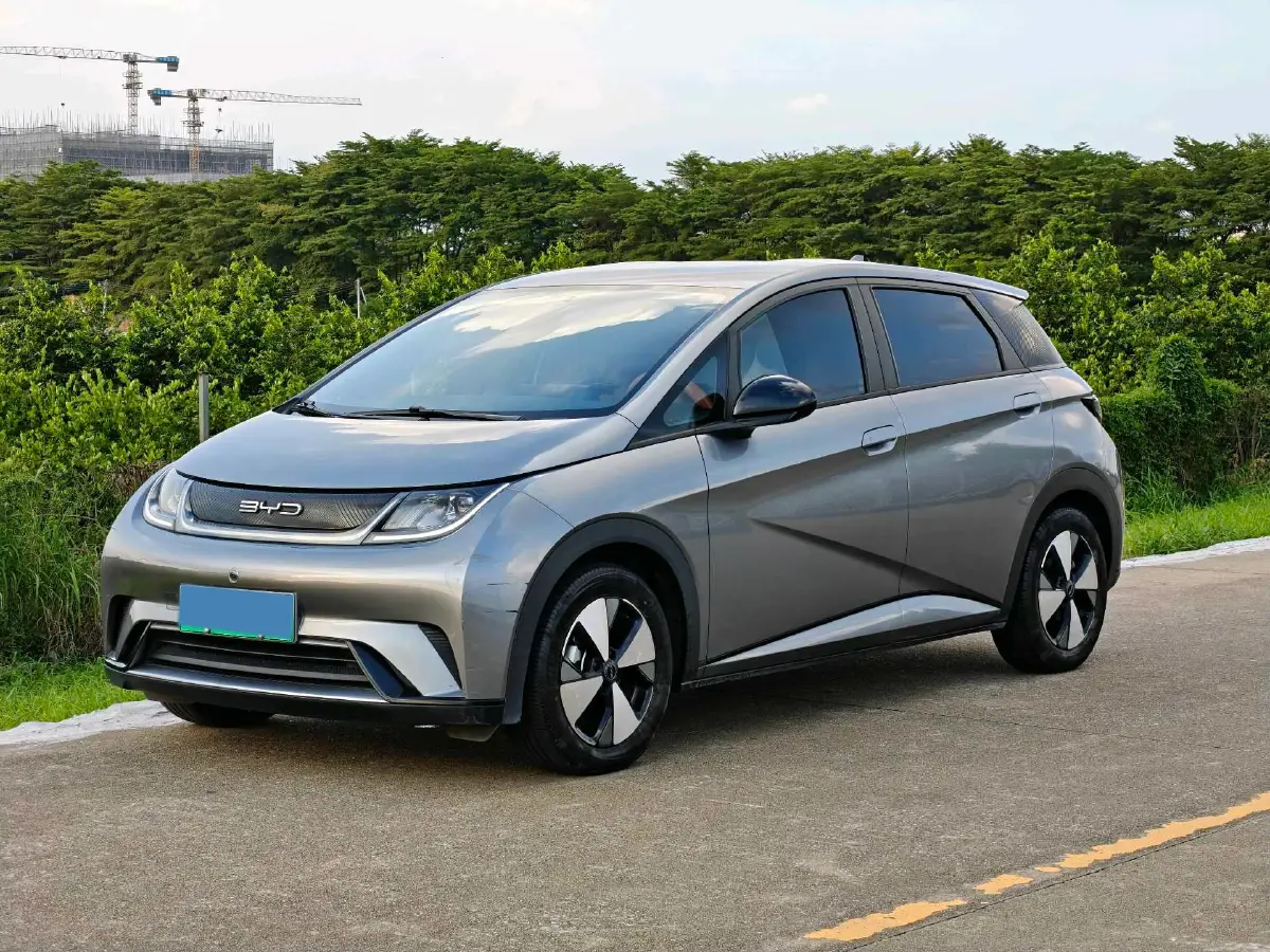 2023 BYD Dolphin BEV 44.928KWH