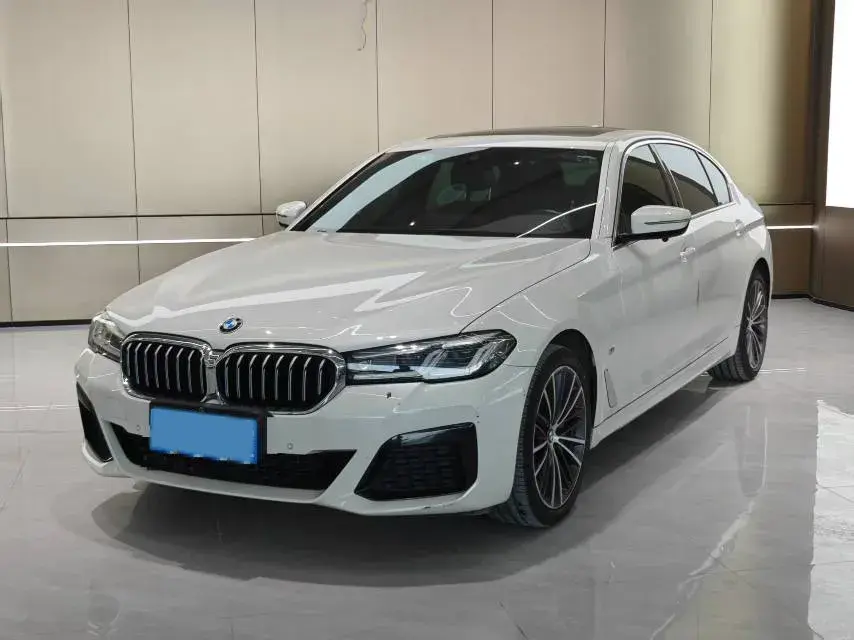 2021 BMW 5 Series 2.0T 252HP L4 8AT