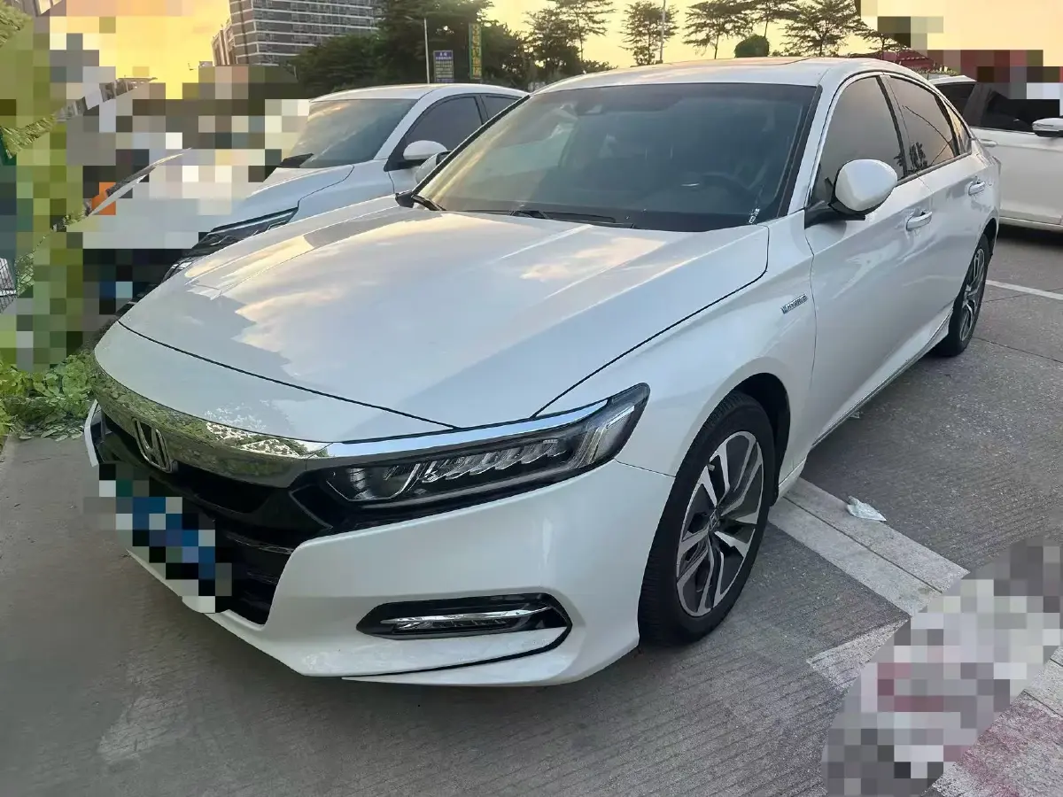 2018 Honda Accord 2.0L 146HP L4 E-CVT Hybrid