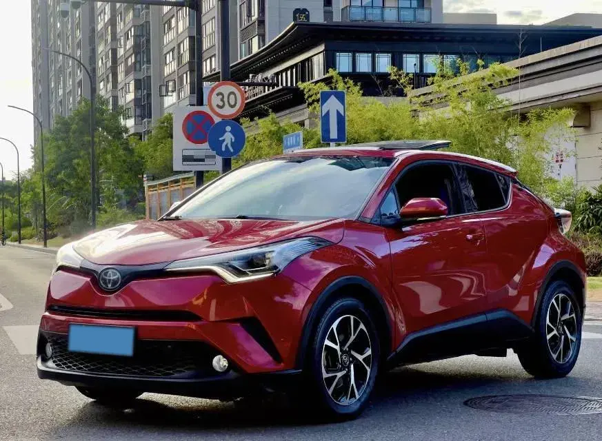 2018 Toyota C-HR 2.0L 171HP L4 CVT