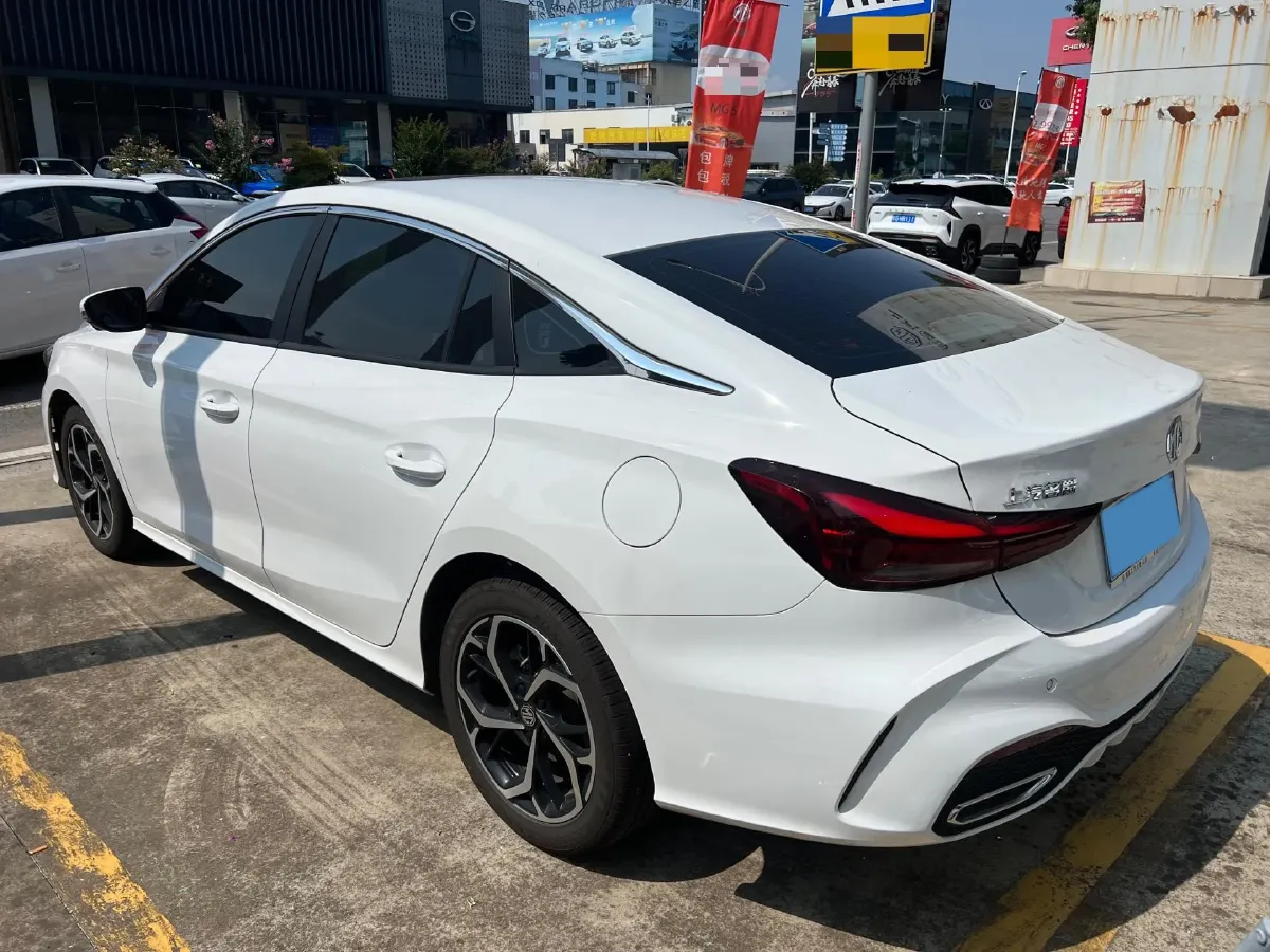 2025 MG 5 1.5T 181HP L4 7DCT,autocango,china used car exporter,china ev exporter,chinese used car exporter,chinese used ev exporter
