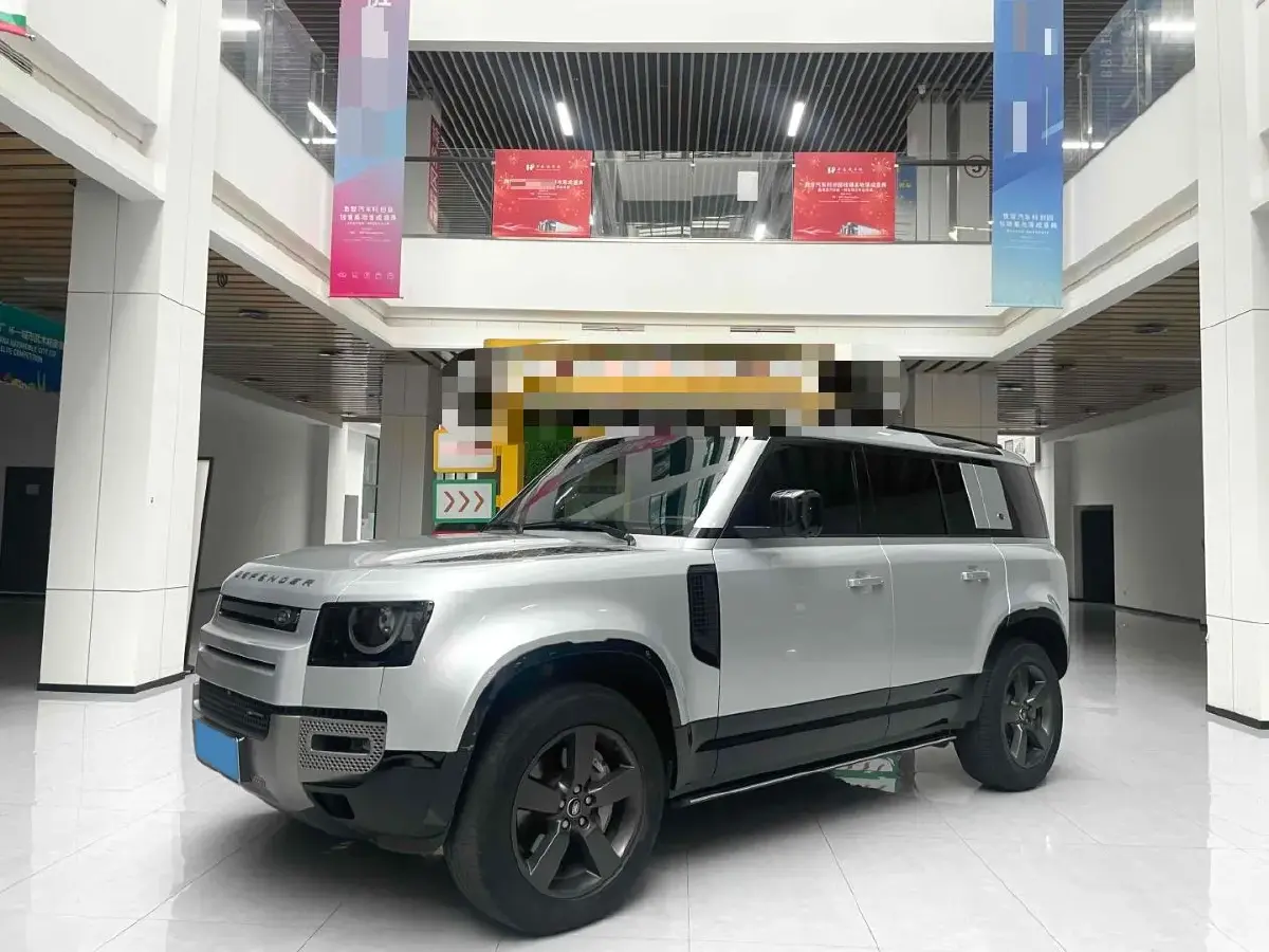 2023 Land Rover Defender 3.0T 400HP L6 8AT