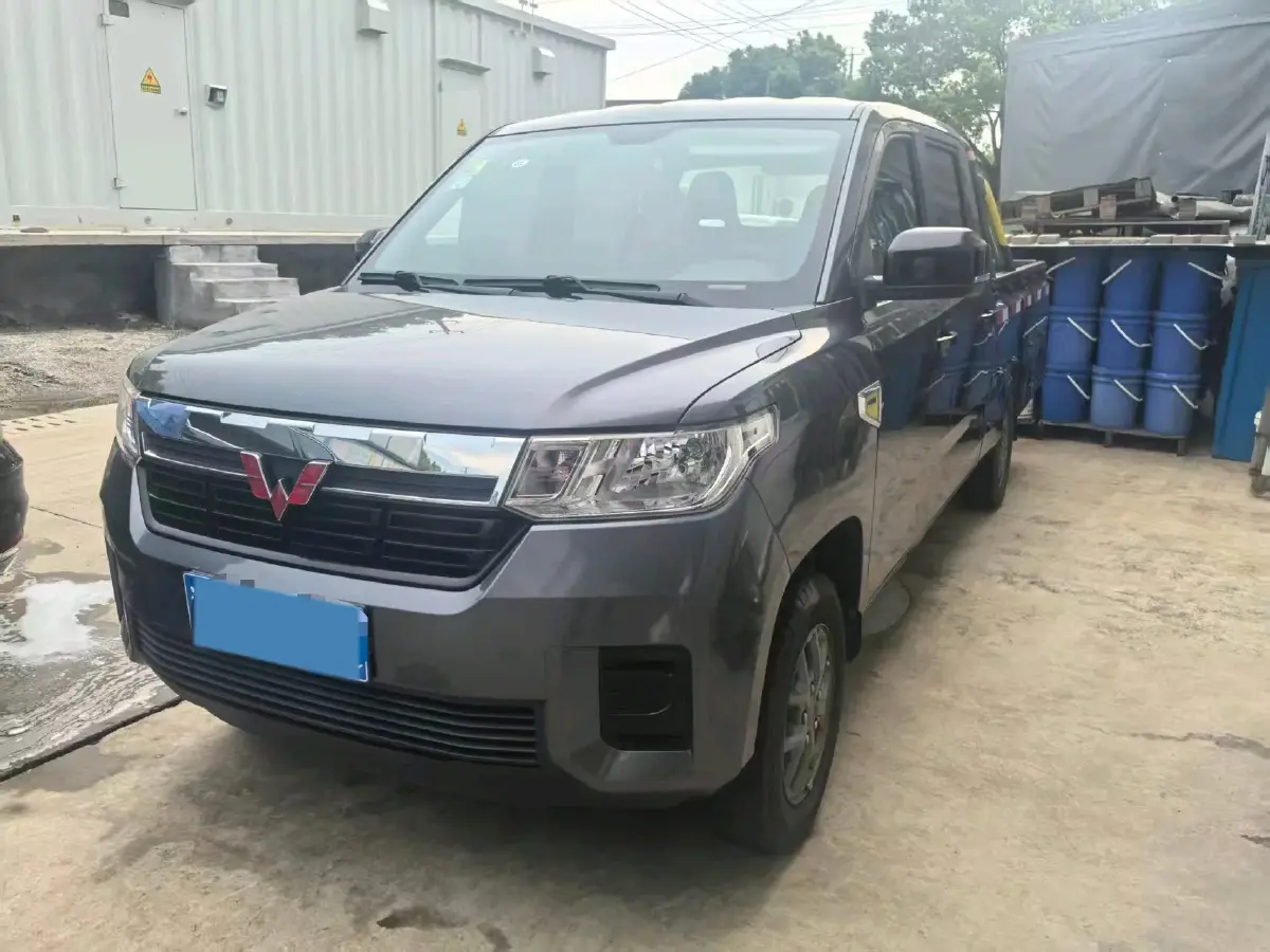 2021 WuLing ZhentTu 1.5L 99HP L4 5MT