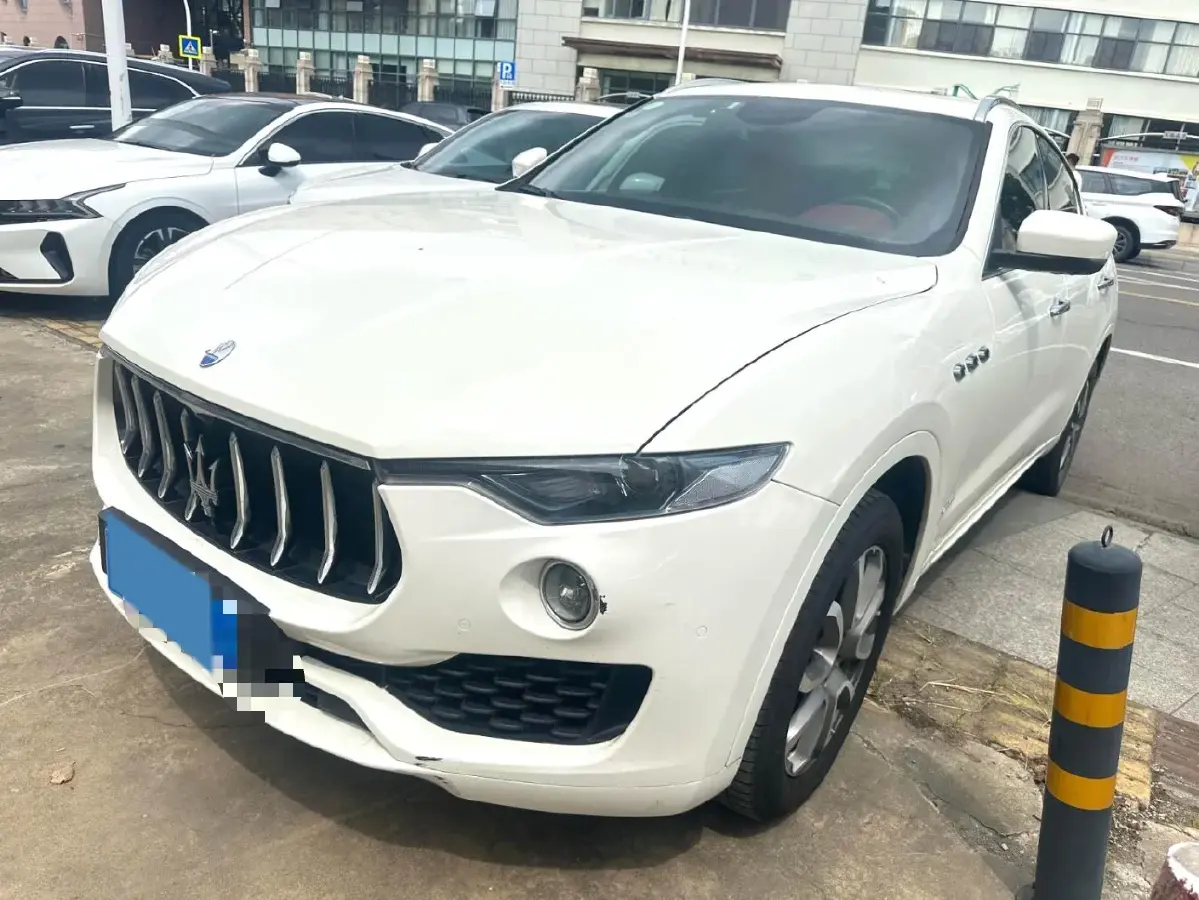 2018 Maserati Levante 3.0T 350HP V6 8AT