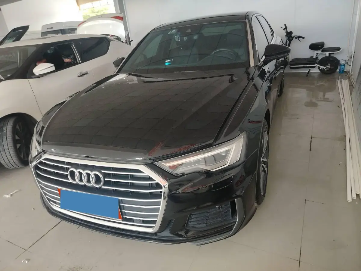 2021 Audi A6L 2.0T 190HP L4 7DCT