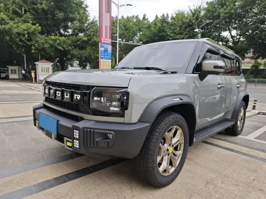 2023 Jetour Traveller 2.0T 254HP L4 8AT