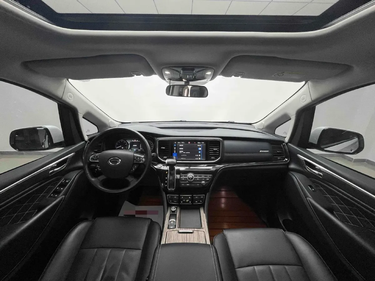 2011 GAC Trumpchi GA5 2.0L 150HP L4 5MT,autocango,china used car exporter,china ev exporter,chinese used car exporter,chinese used ev exporter