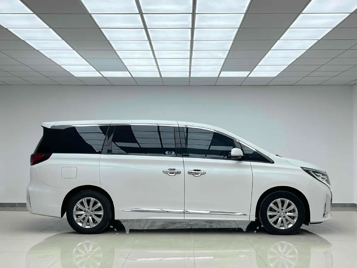 2011 GAC Trumpchi GA5 2.0L 150HP L4 5MT,autocango,china used car exporter,china ev exporter,chinese used car exporter,chinese used ev exporter