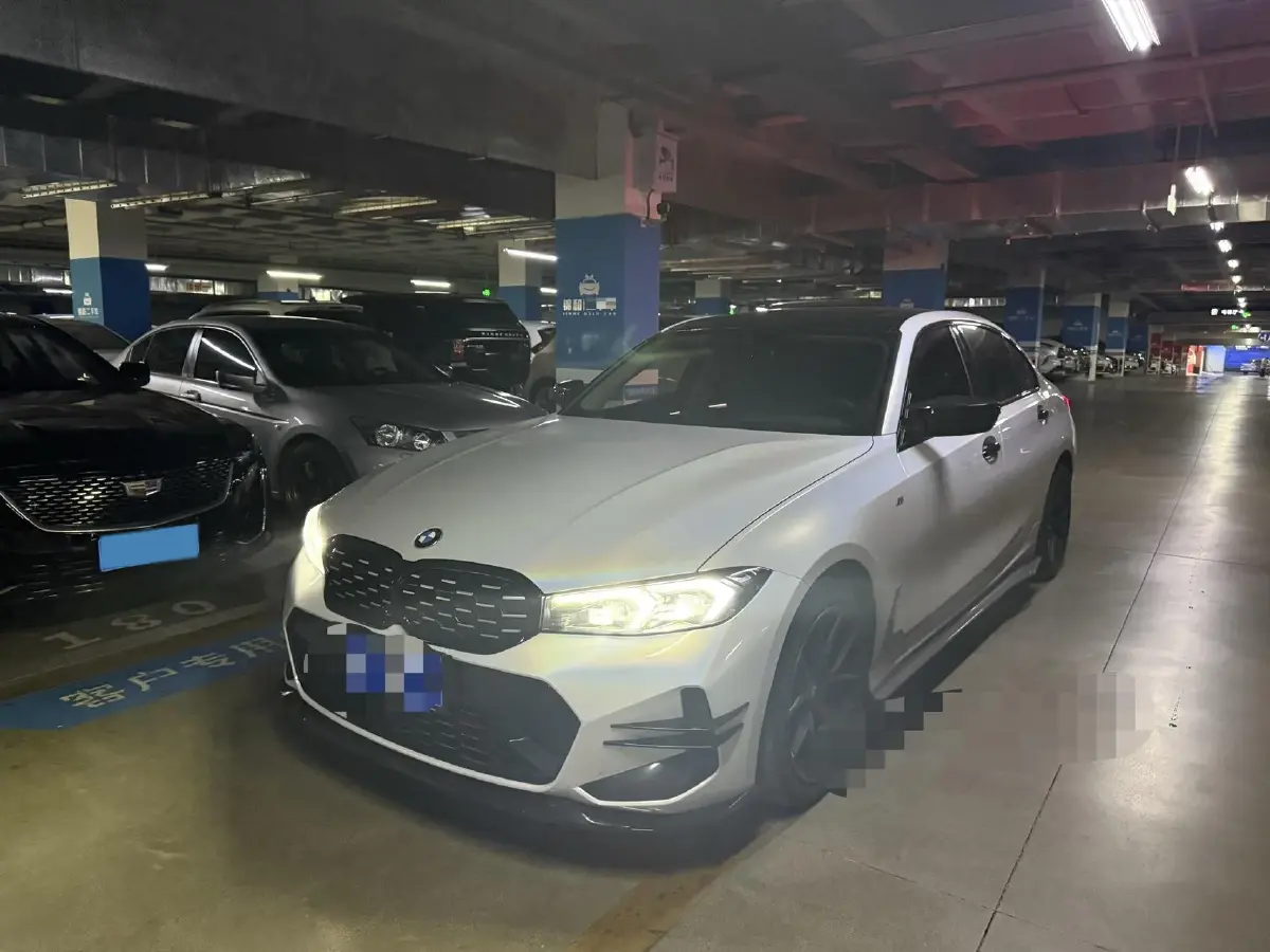 2024 BMW 3 Series 2.0T 184HP L4 8AT