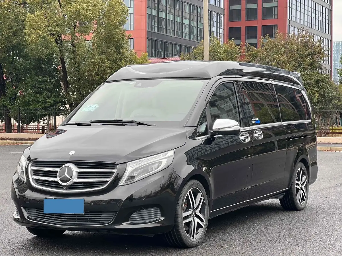 2018 Mercedes-Benz V Class 2.0T 211HP L4 7AT