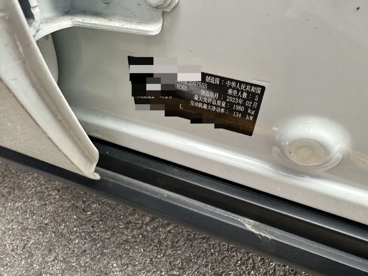 2023 Honda ZR-V 1.5T 182HP L4 CVT,autocango,china used car exporter,china ev exporter,chinese used car exporter,chinese used ev exporter