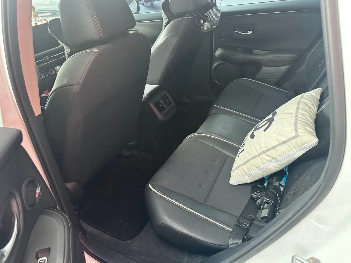 2023 Honda ZR-V 1.5T 182HP L4 CVT,autocango,china used car exporter,china ev exporter,chinese used car exporter,chinese used ev exporter