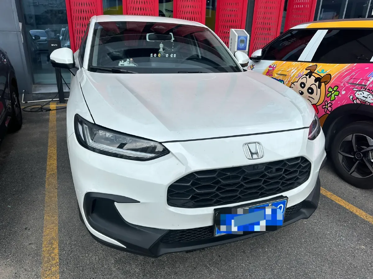 2023 Honda ZR-V 1.5T 182HP L4 CVT,autocango,china used car exporter,china ev exporter,chinese used car exporter,chinese used ev exporter