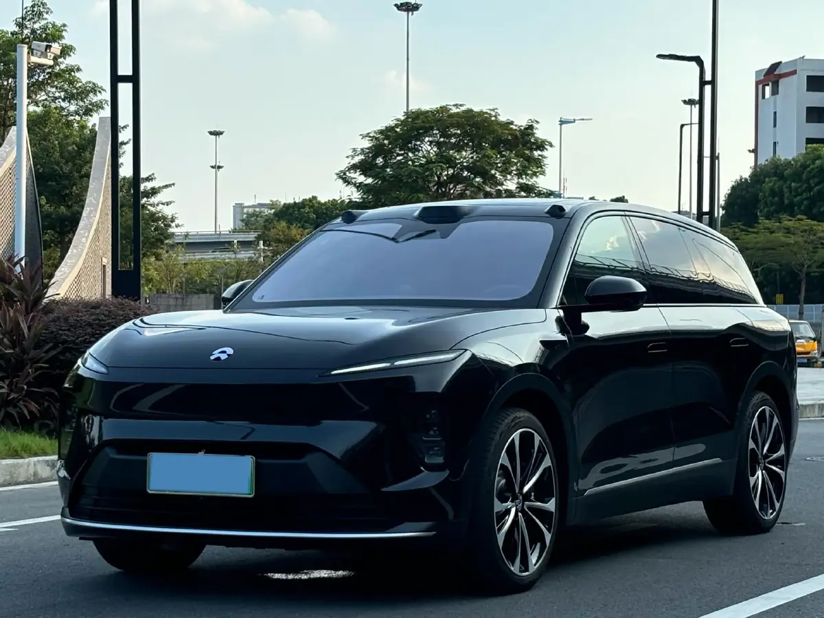 2024 NIO ES8 BEV 100KWH