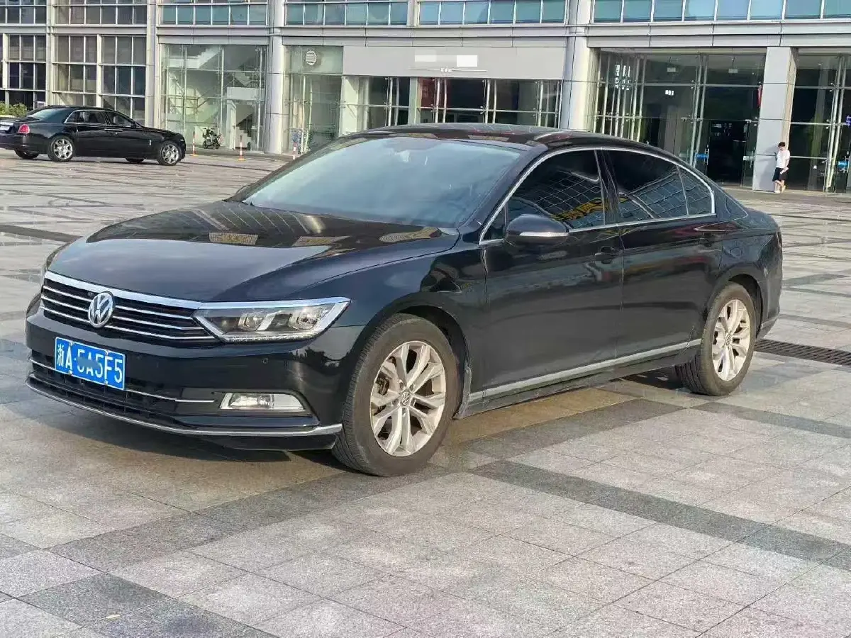 2019 Volkswagen Magotan 2.0T 186HP L4 7DCT