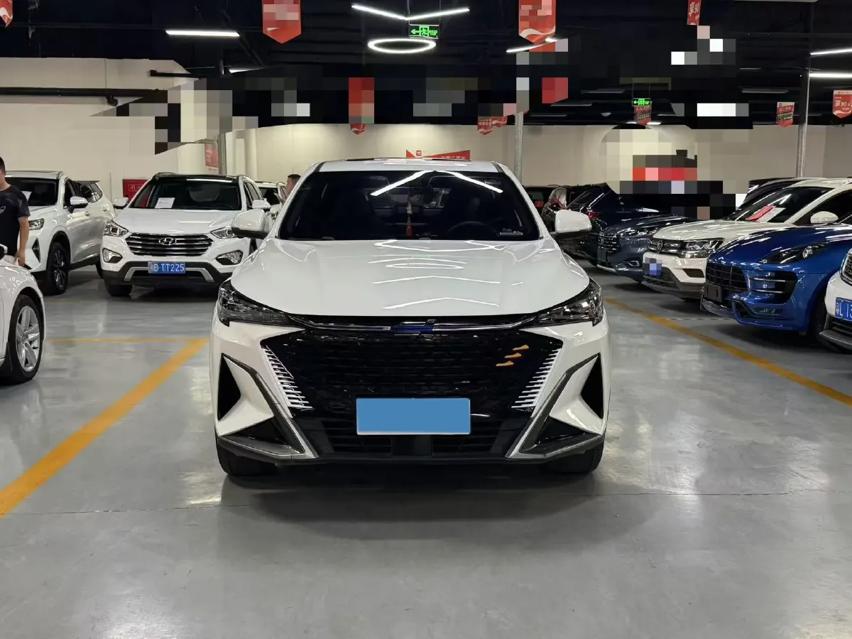 2023 ChangAn Oshan X5 Plus 1.5T 188HP L4 7DCT,autocango,china used car exporter,china ev exporter,chinese used car exporter,chinese used ev exporter