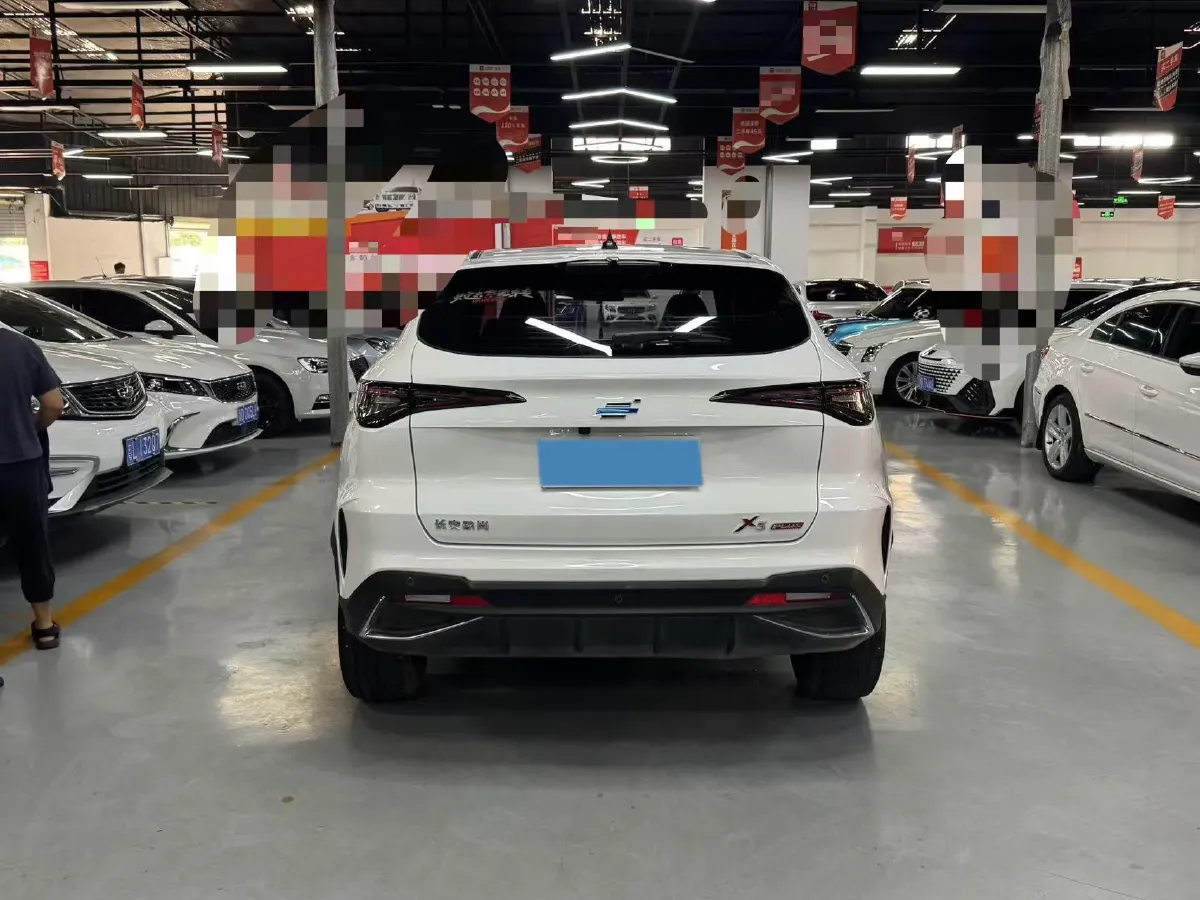 2023 ChangAn Oshan X5 Plus 1.5T 188HP L4 7DCT,autocango,china used car exporter,china ev exporter,chinese used car exporter,chinese used ev exporter