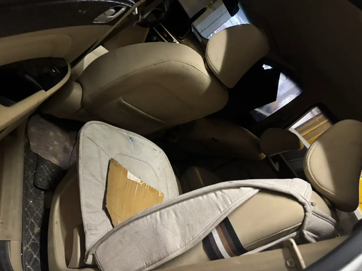 2020 WuLing 730 1.5L 105HP L4 6MT,autocango,china used car exporter,china ev exporter,chinese used car exporter,chinese used ev exporter