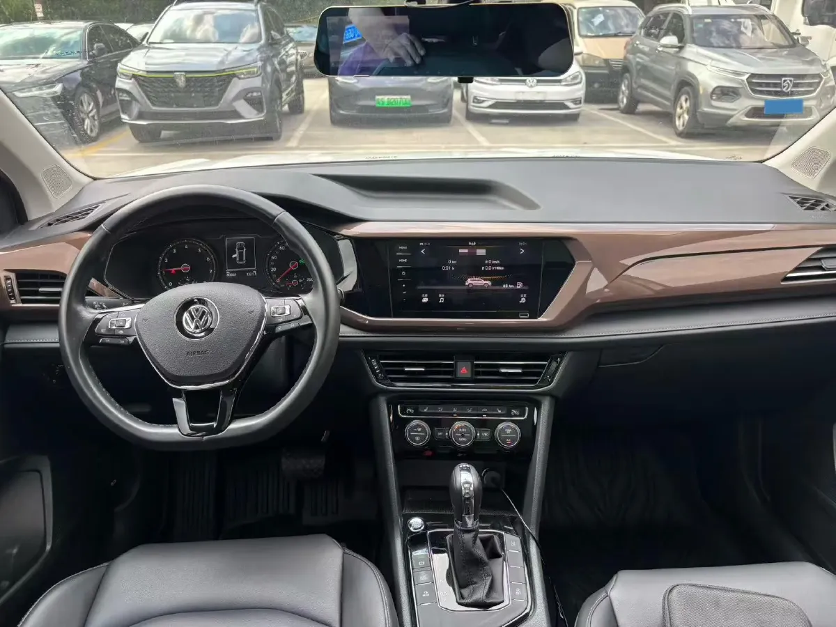 2020 Volkswagen Tharu 1.4T 150HP L4 7DCT,autocango,china used car exporter,china ev exporter,chinese used car exporter,chinese used ev exporter