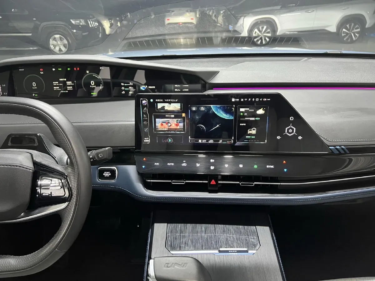 2022 ChangAn UNI-K iDD 1.5T 170HP L4 6TCT PHEV 30.74KWH,autocango,china used car exporter,china ev exporter,chinese used car exporter,chinese used ev exporter