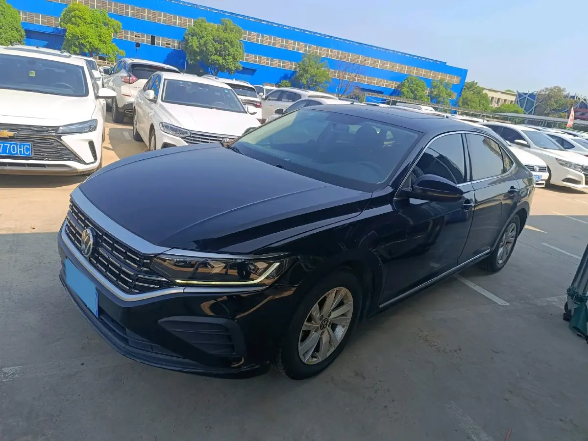 2022 Volkswagen Passat 1.4T 150HP L4 7DCT