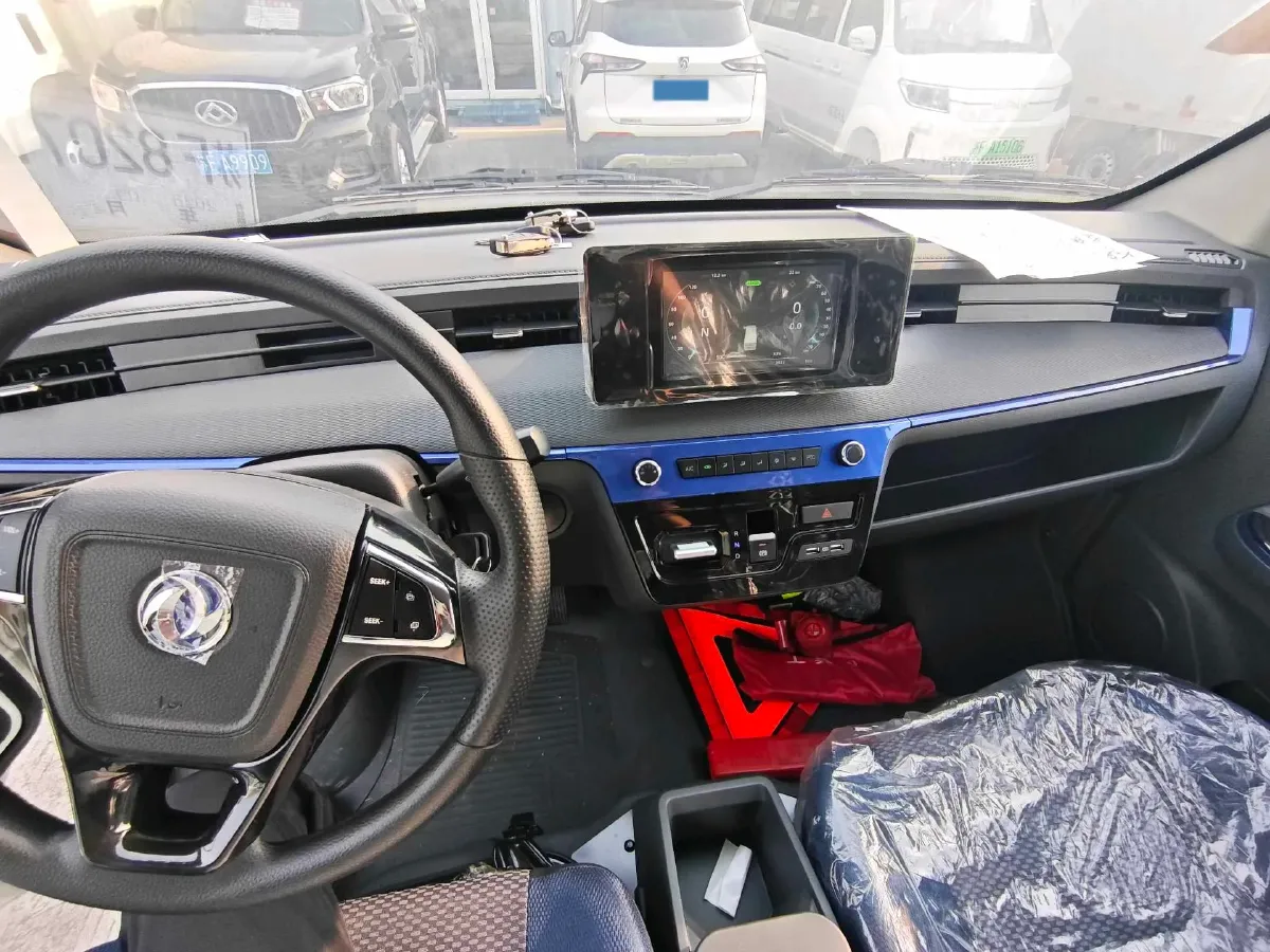 2024 Dongfeng YuFengEM27 BEV 41.472KWH,autocango,china used car exporter,china ev exporter,chinese used car exporter,chinese used ev exporter