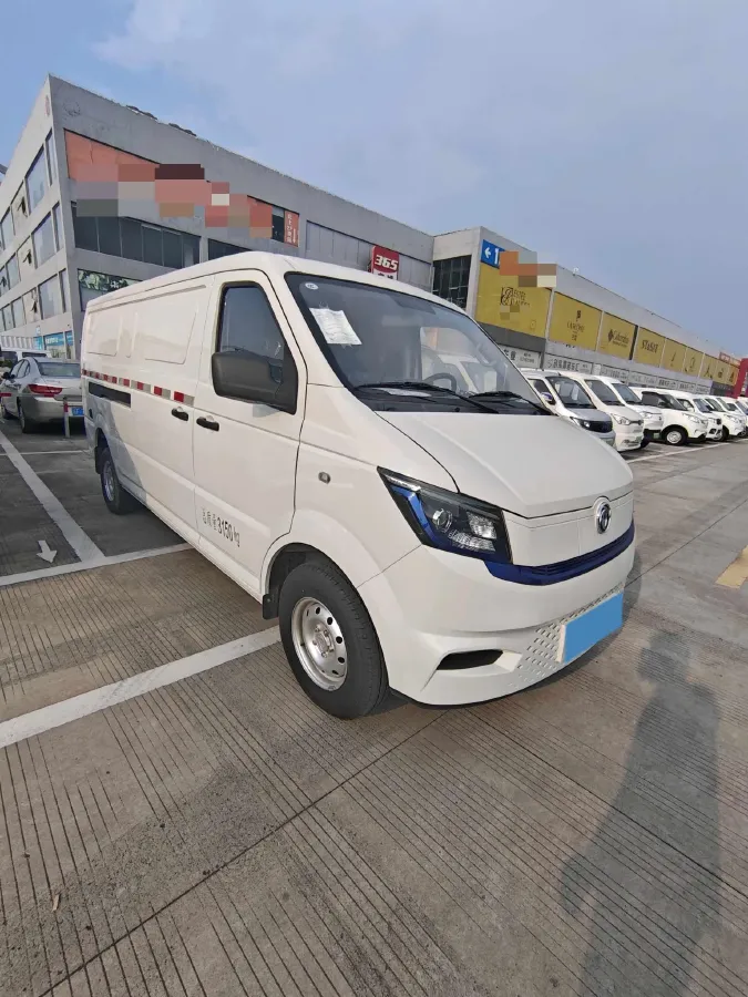 2024 Dongfeng YuFengEM27 BEV 41.472KWH,autocango,china used car exporter,china ev exporter,chinese used car exporter,chinese used ev exporter