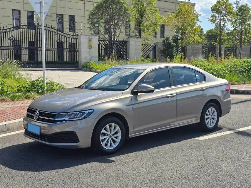 2020 Volkswagen Bora 1.5L 113HP L4 6AT