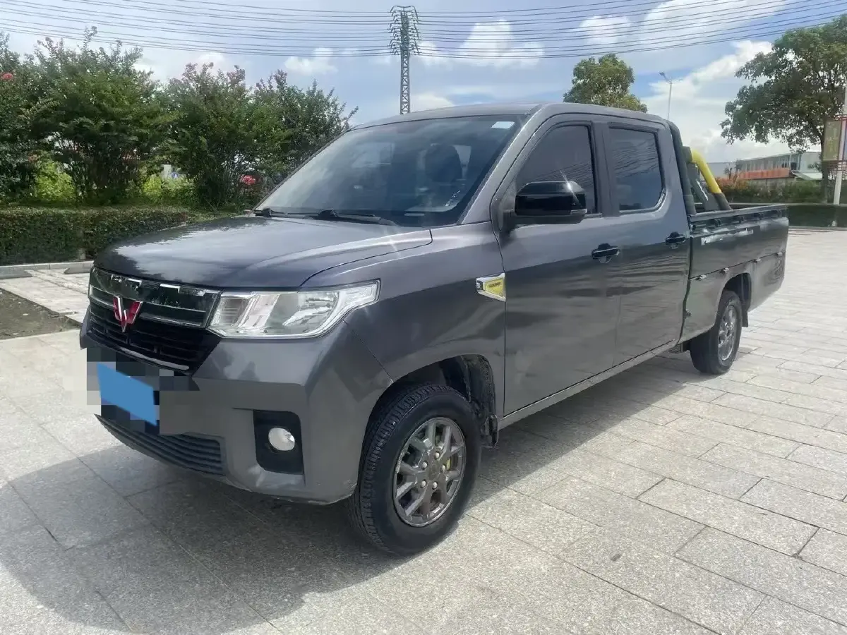 2021 WuLing ZhentTu 1.5L 99HP L4 5MT