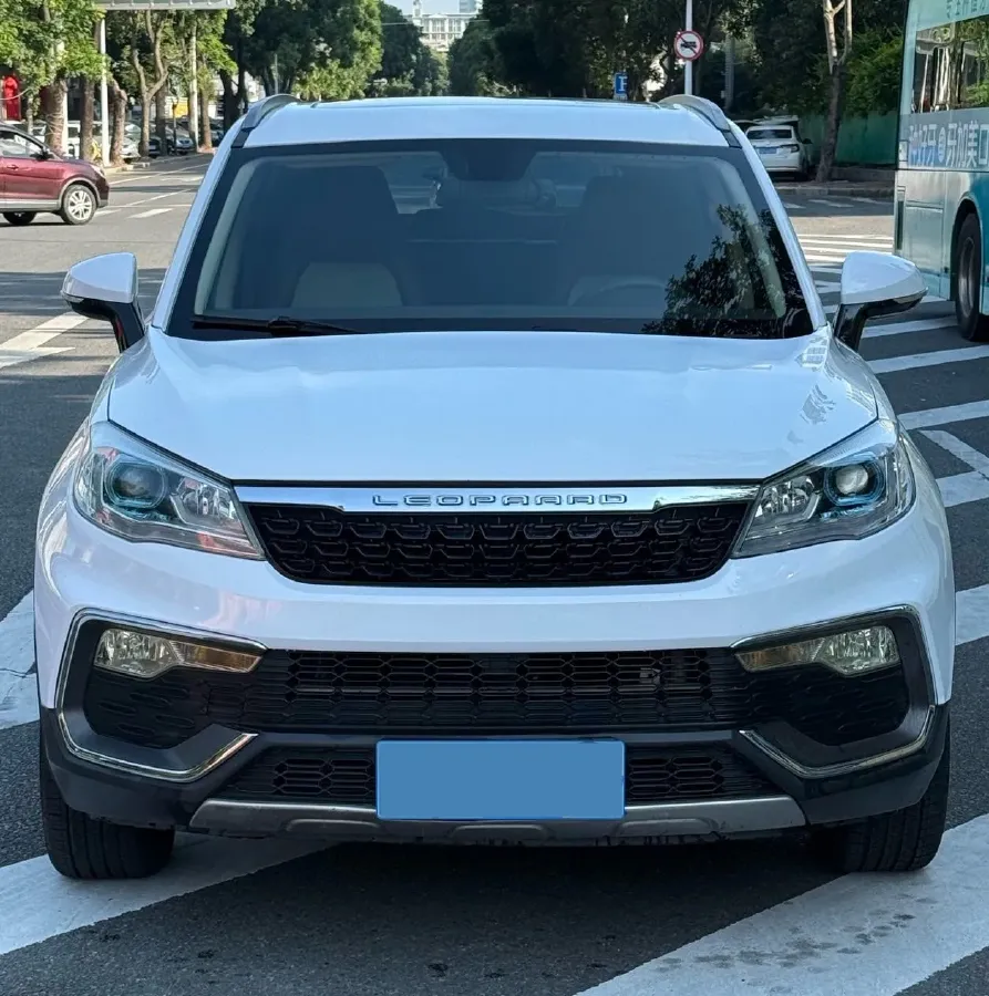 2018 Leopaard CS9 1.5T 150HP L4 CVT,autocango,china used car exporter,china ev exporter,chinese used car exporter,chinese used ev exporter