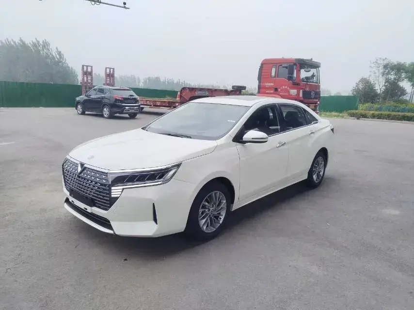 2023 Venucia D60 1.6L 122HP L4 CVT