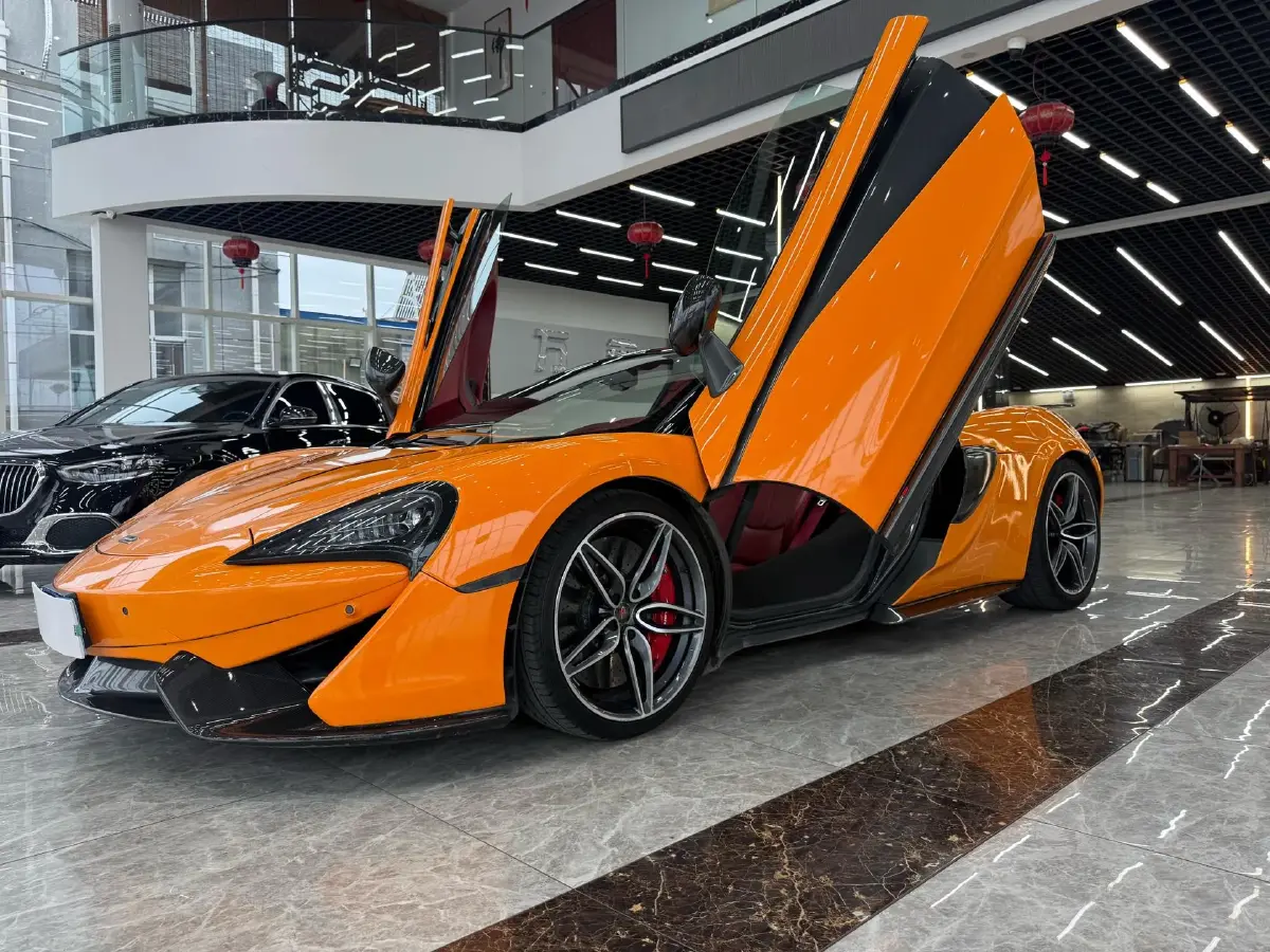2019 McLaren 570 3.8T 570HP V8 7DCT