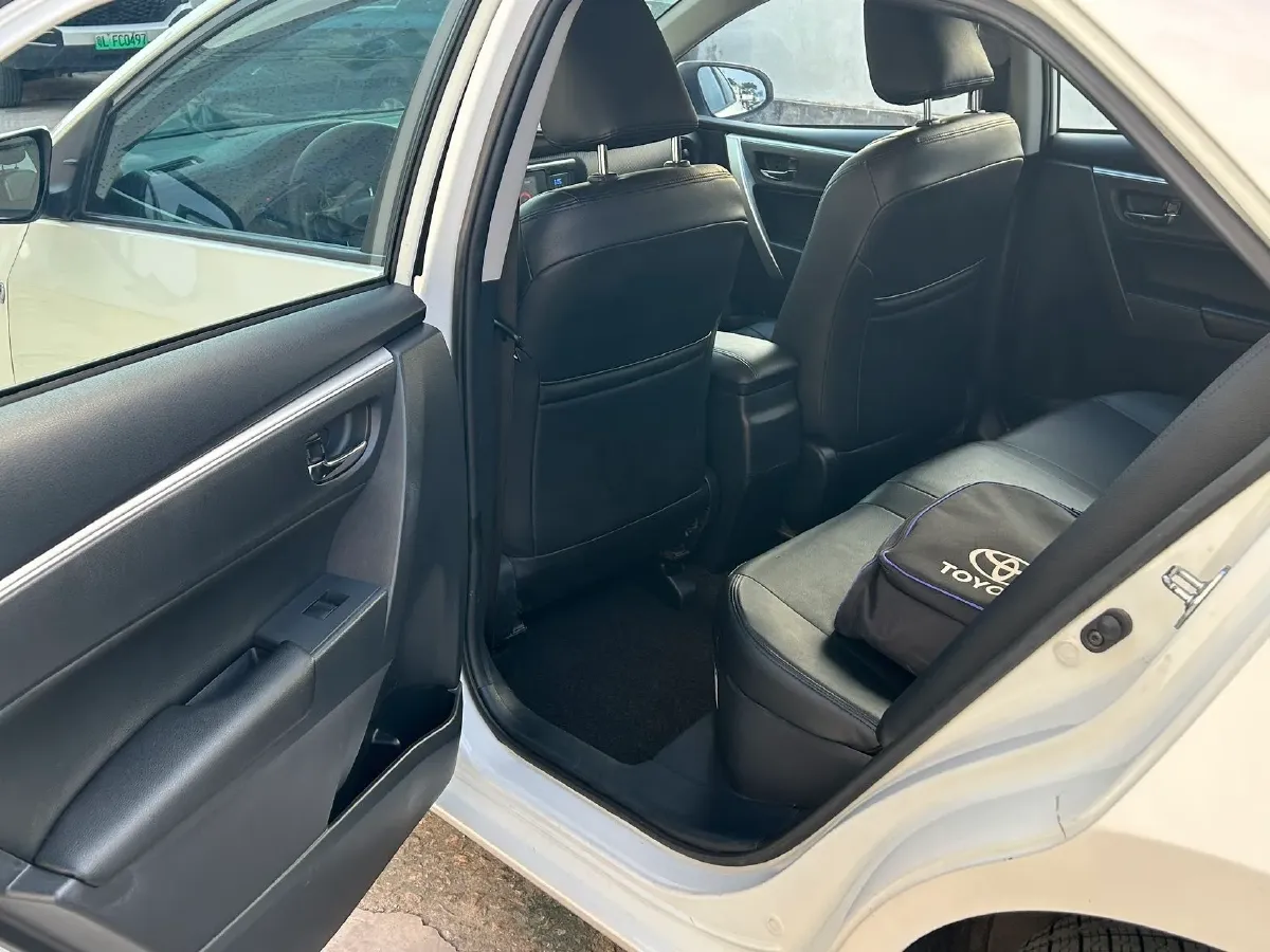 2019 Toyota Levin Hybird E+ 1.8L 99HP L4 E-CVT PHEV 10.5KWH,autocango,china used car exporter,china ev exporter,chinese used car exporter,chinese used ev exporter