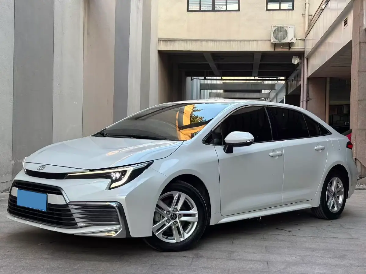 2024 Toyota Paptor 2.0L 171HP L4 CVT