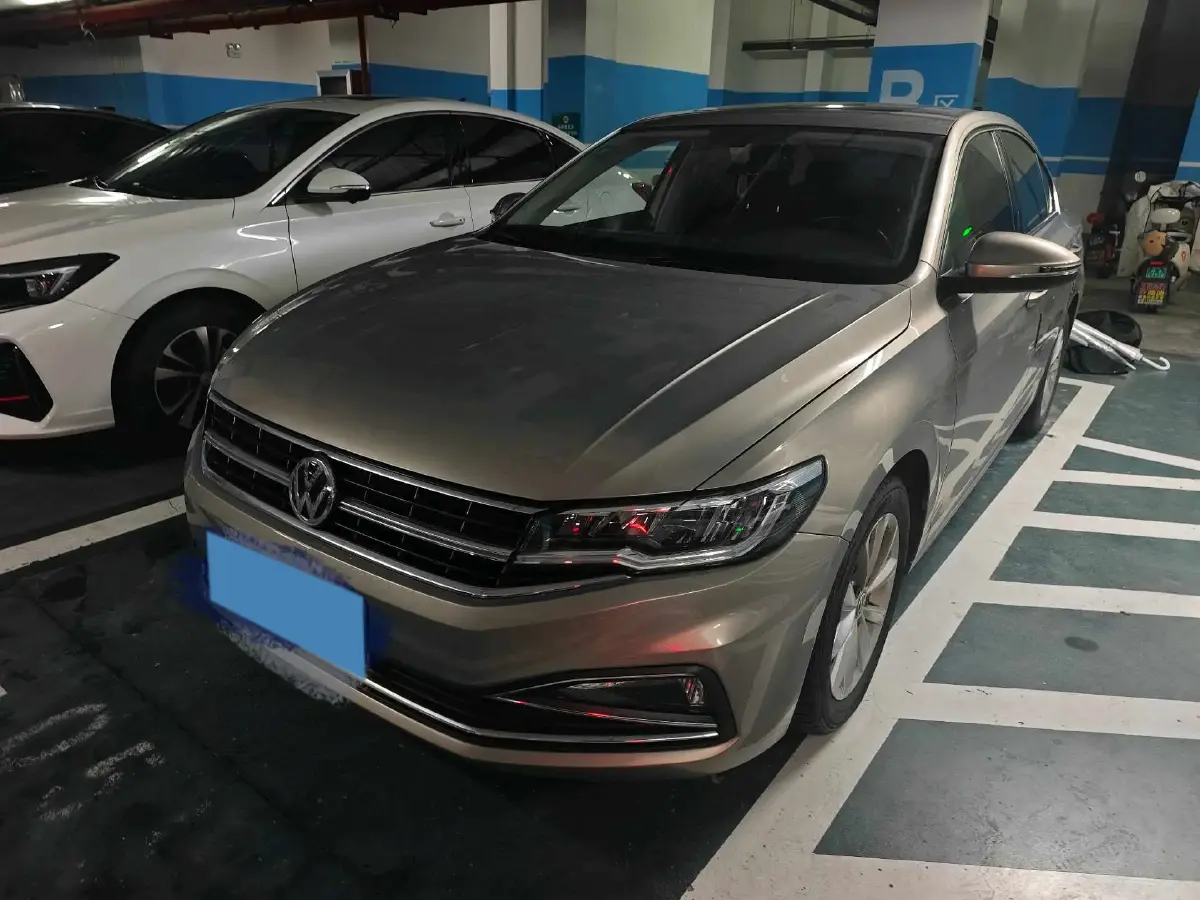 2019 Volkswagen Bora 1.5L 116HP L4 6AT