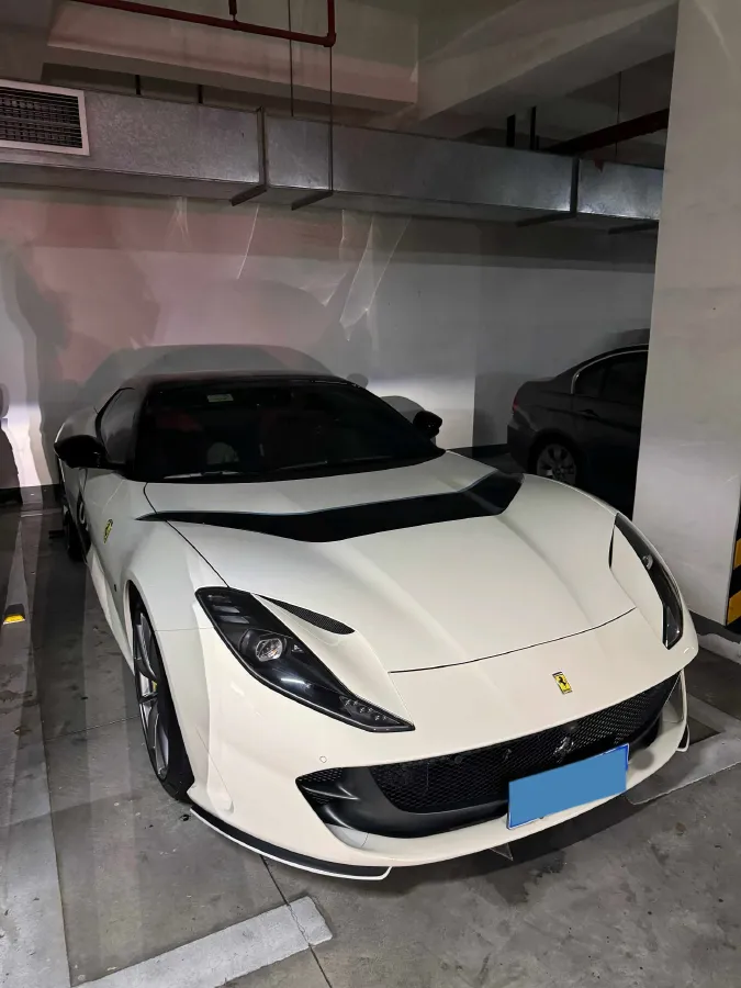 2020 Ferrari 812 6.5L 800HP V12 7DCT,autocango,china used car exporter,china ev exporter,chinese used car exporter,chinese used ev exporter