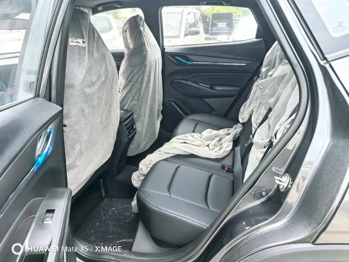 2025 ChangAn X5 PLUS 1.5T 188HP L4 7DCT,autocango,china used car exporter,china ev exporter,chinese used car exporter,chinese used ev exporter