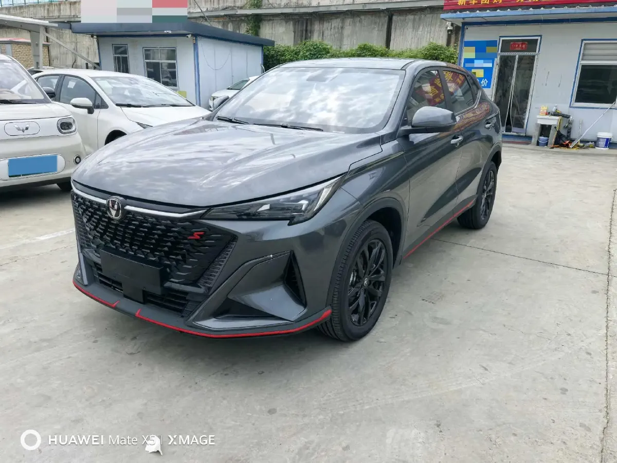 2025 ChangAn X5 PLUS 1.5T 188HP L4 7DCT,autocango,china used car exporter,china ev exporter,chinese used car exporter,chinese used ev exporter