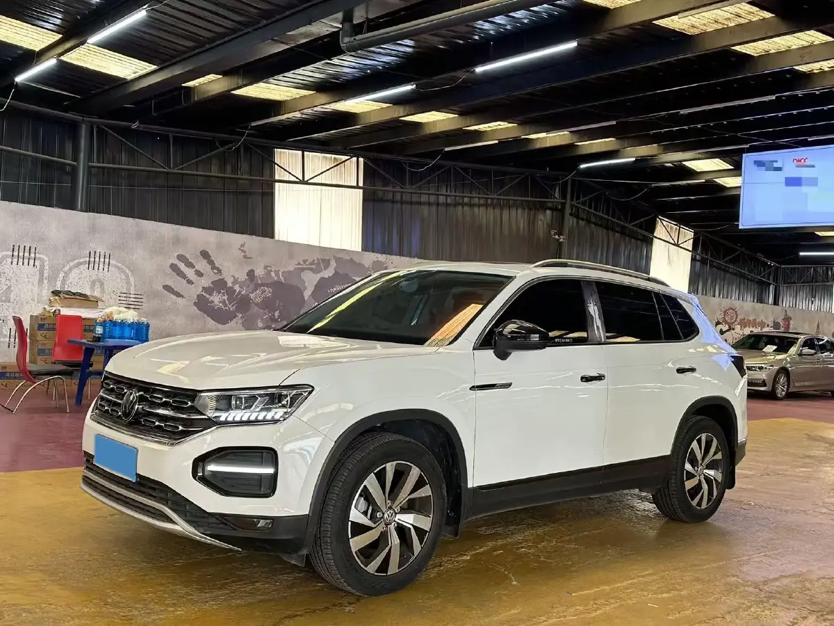 2019 Volkswagen Tayron 2.0T 186HP L4 7DCT