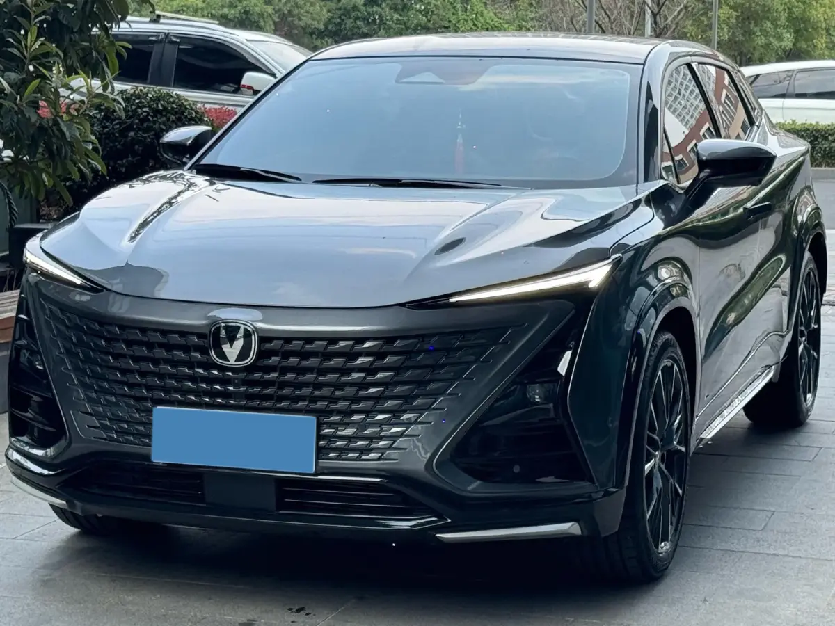 2023 ChangAn UNI-T 1.5T 188HP L4 7DCT