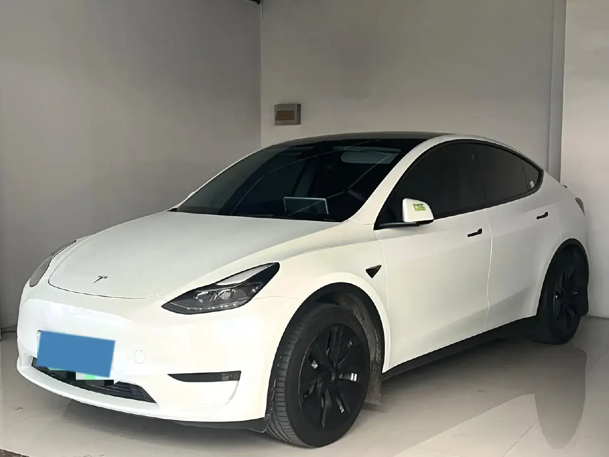 2022 Tesla Model Y BEV 60KWH