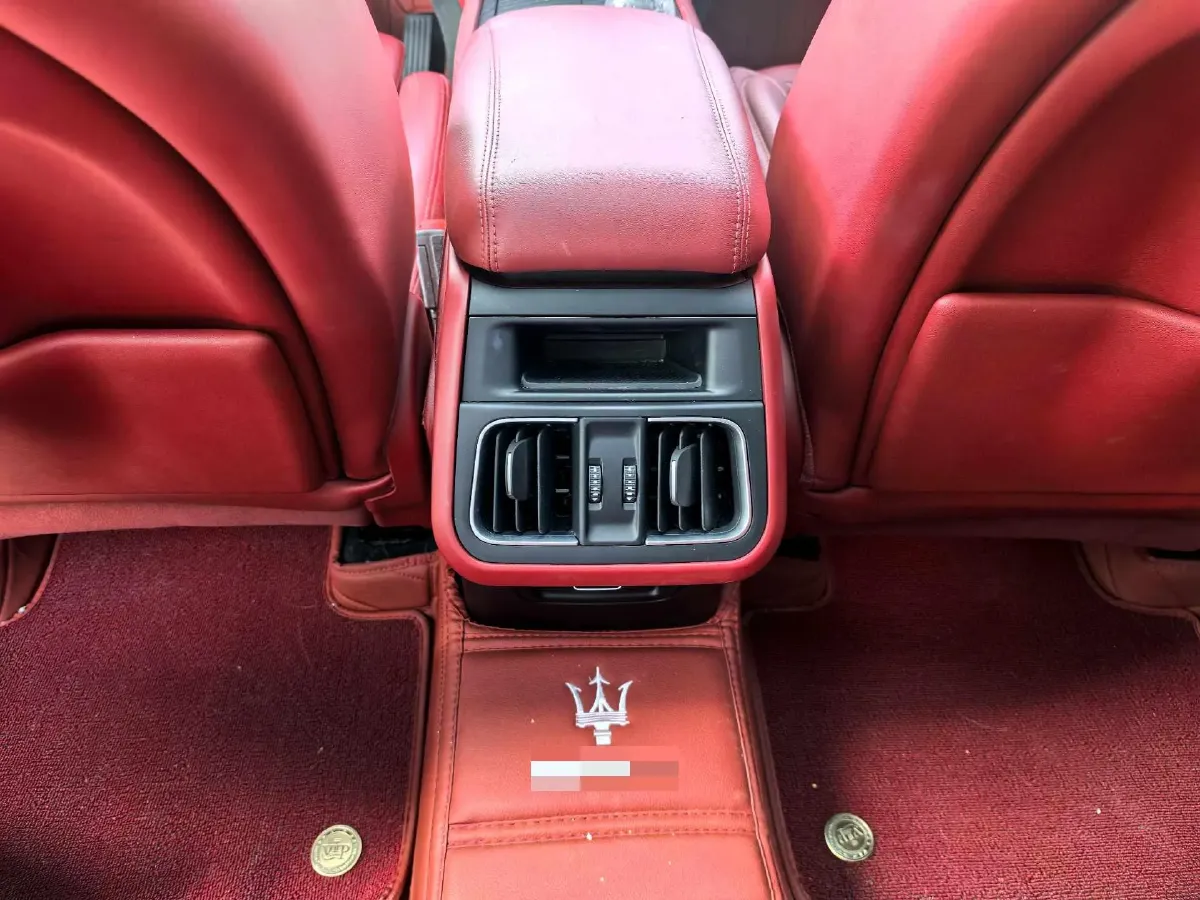 2023 Maserati Grecale 2.0T 300HP L4 8AT,autocango,china used car exporter,china ev exporter,chinese used car exporter,chinese used ev exporter